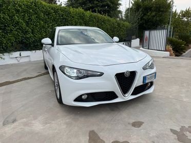 Alfa Romeo Giulia 2.2 Turbodiesel 150 CV AT8 Business