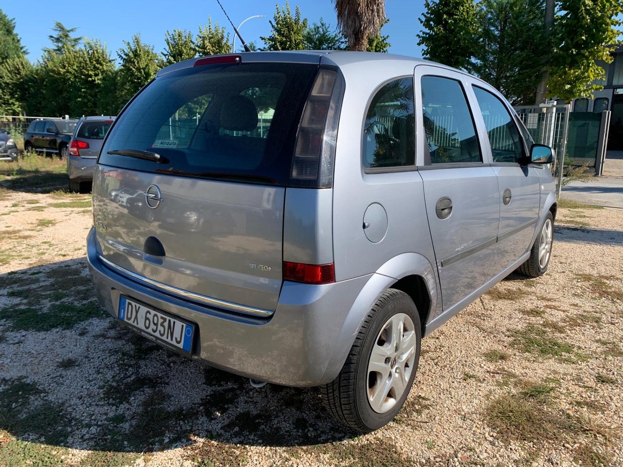 Opel Meriva 1.4 16V GPL-TECH Enjoy