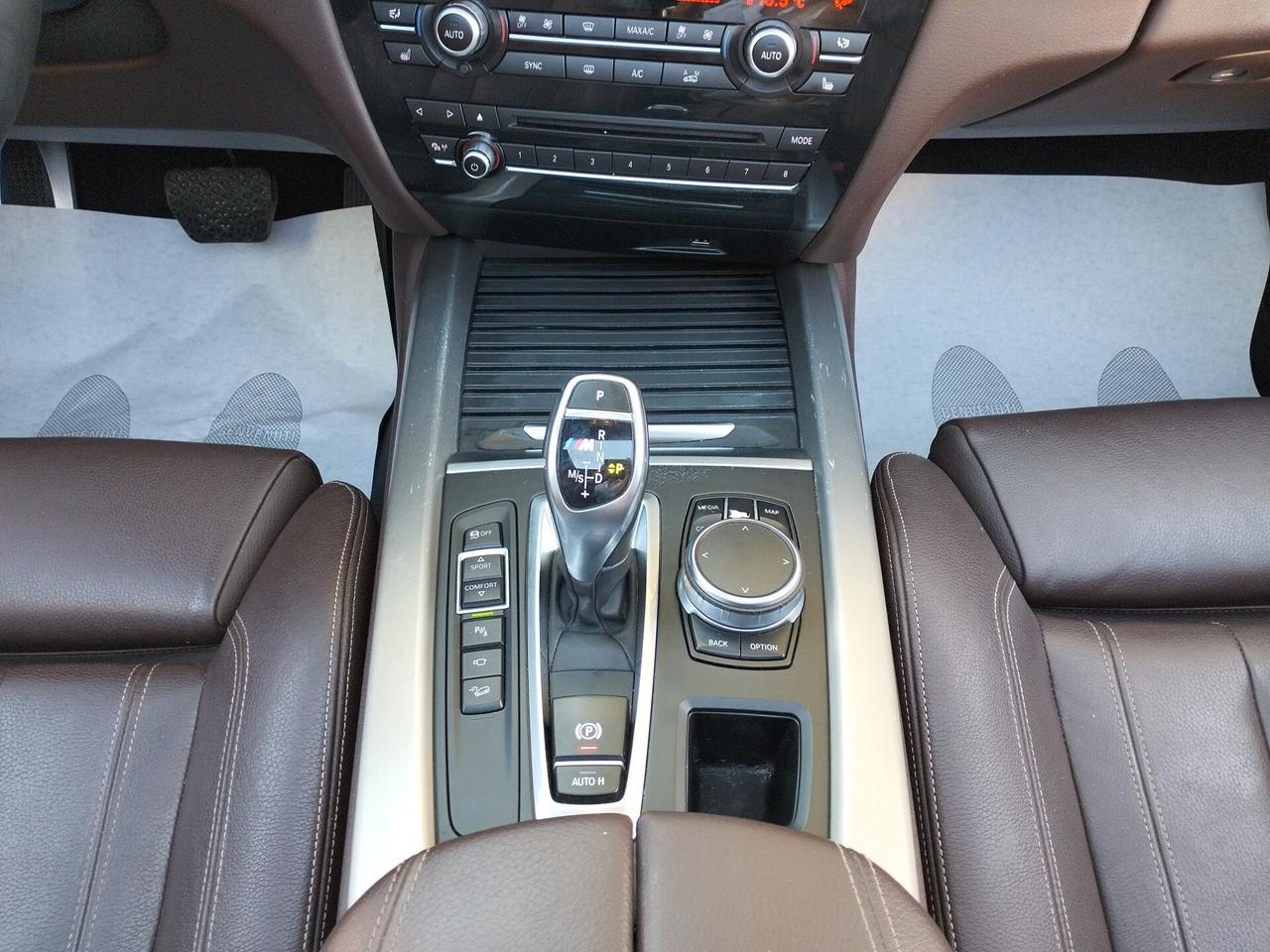 BMW X5 M M50d auto * FULL OPTIONAL * IVA ESPOSTA *