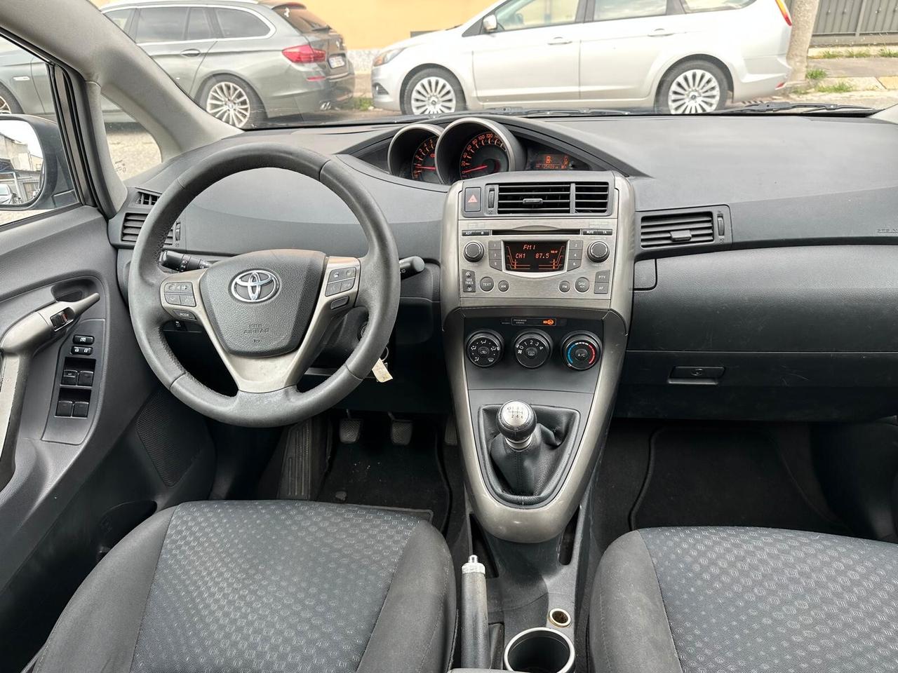 Toyota Verso 1.6