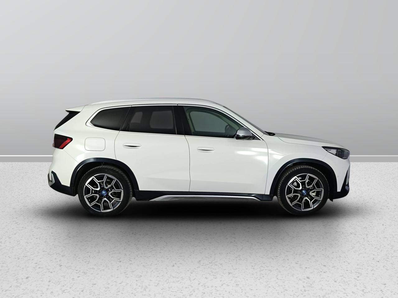 BMW X1 U11 - iX1 xdrive 30 X-Line