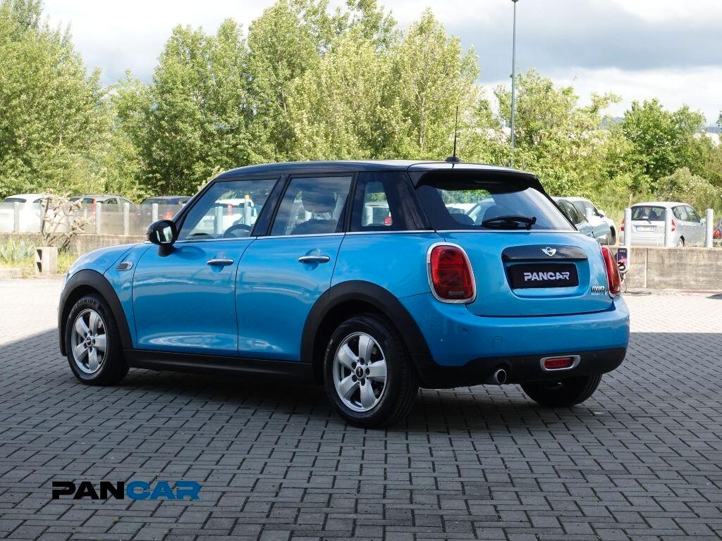 MINI 1.5 Cooper D 5p auto