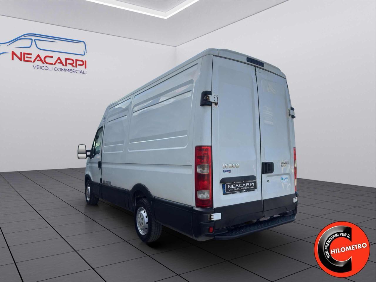 Iveco Daily 35 2.3 ISOTERMICO+FRIGO FNAX ATP+GANCIERE CARNI-