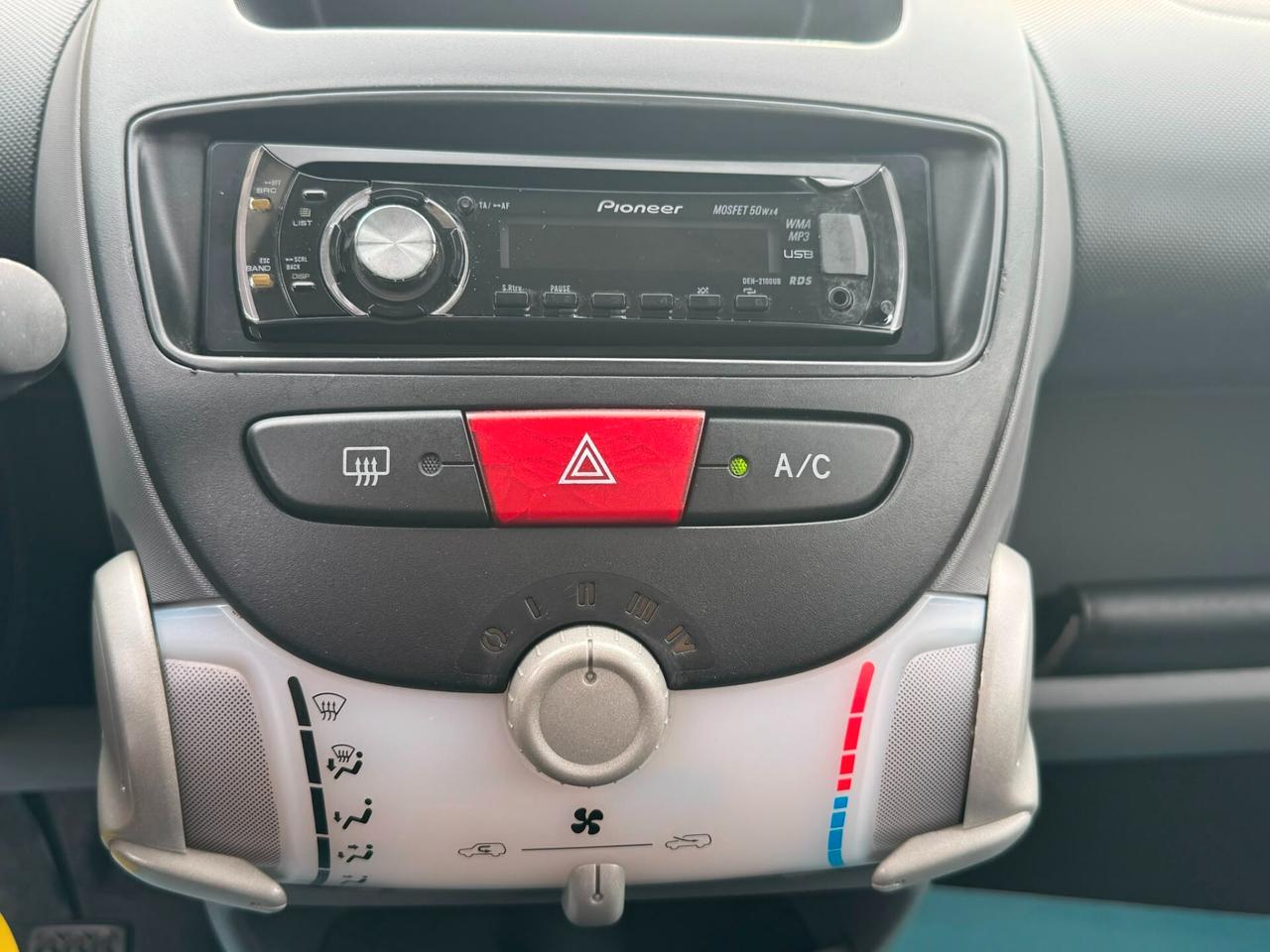 Toyota Aygo 1.0 12V VVT-i 5 porte Now