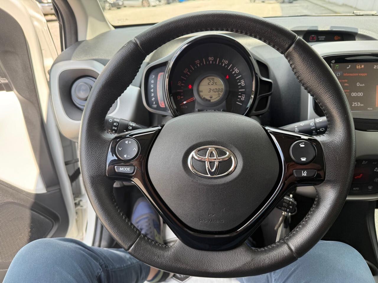 Toyota Aygo 1.0 VVT-i 72 CV 5 porte x-play