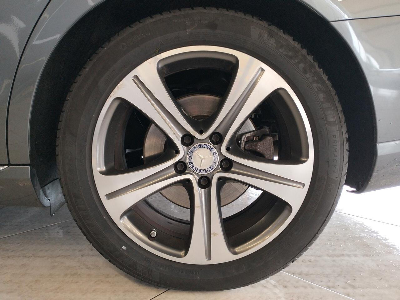 Mercedes-benz E 220 d Auto Business Sport