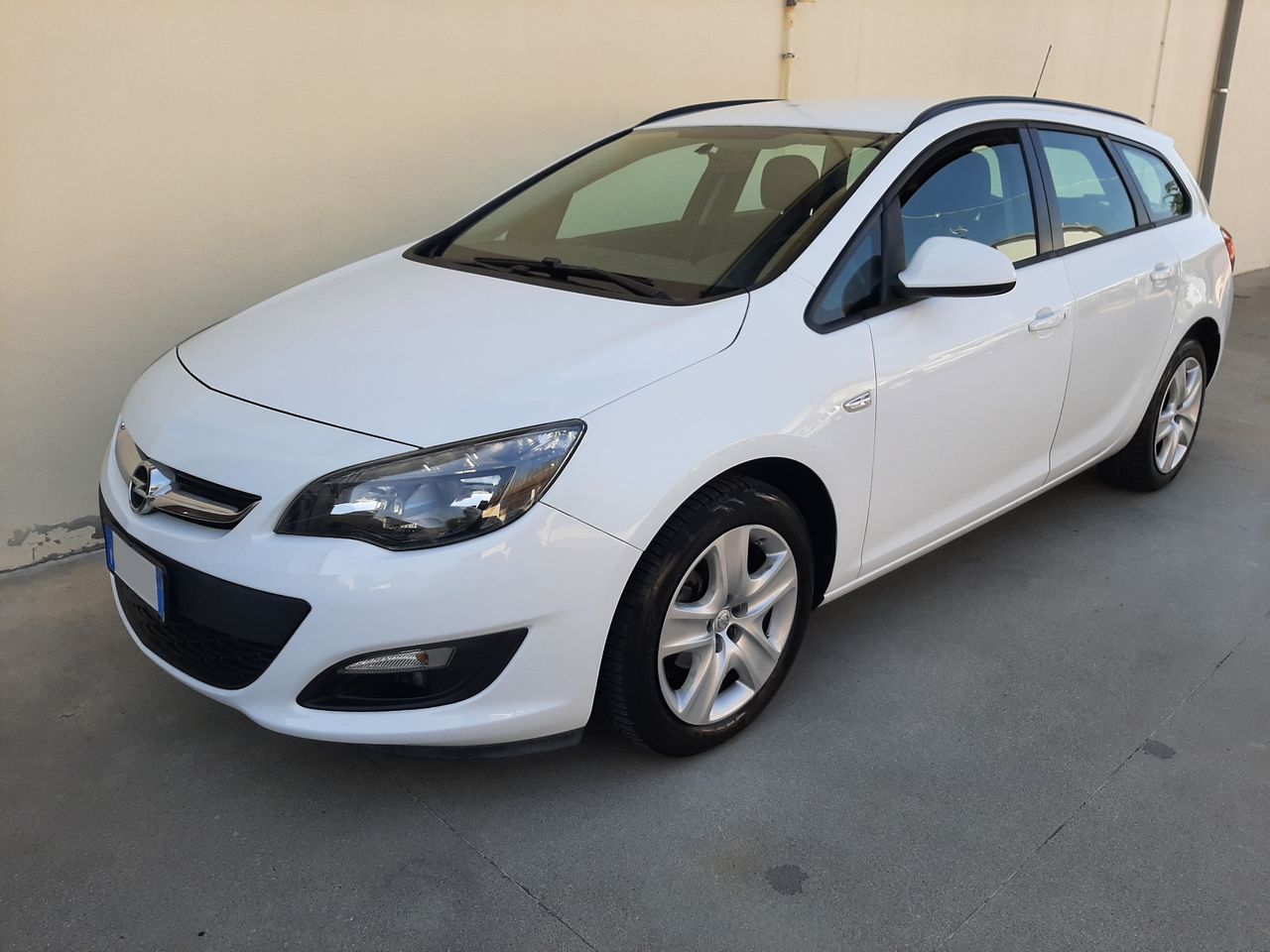 Opel Astra 1.4 Turbo 140CV Sports Tourer GPL Tech Elective