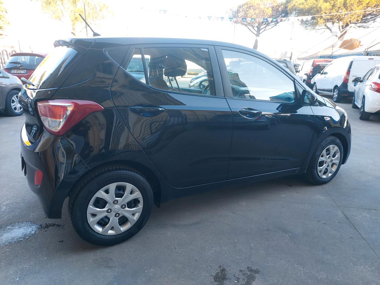 Hyundai i10 1.0 GPL X NEOPATENTATI FULL OPTIONAL