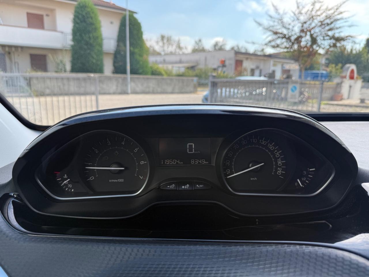 Peugeot 2008 1.2 Benzina Unico prop. 2019 FULL OPT