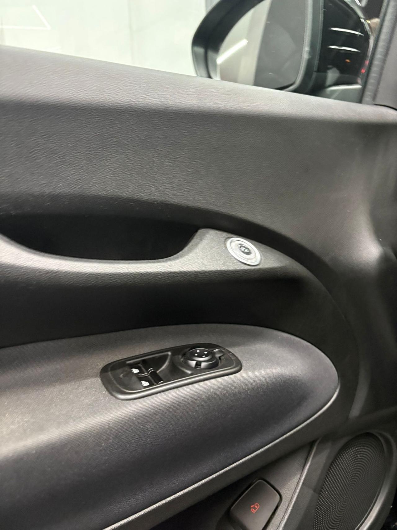 Fiat 500 500e Berlina 42 kWh La Prima