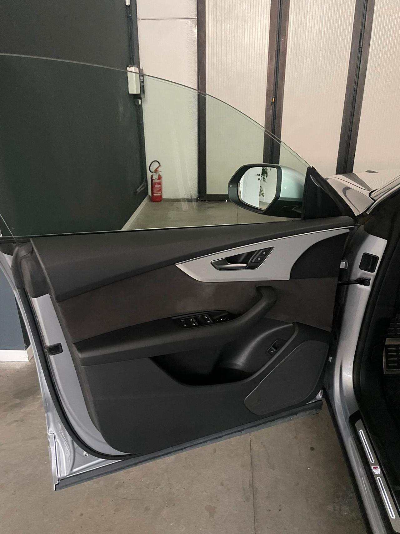 Audi Q8 50 TDI 286 CV quattro tiptronic Sport Sline