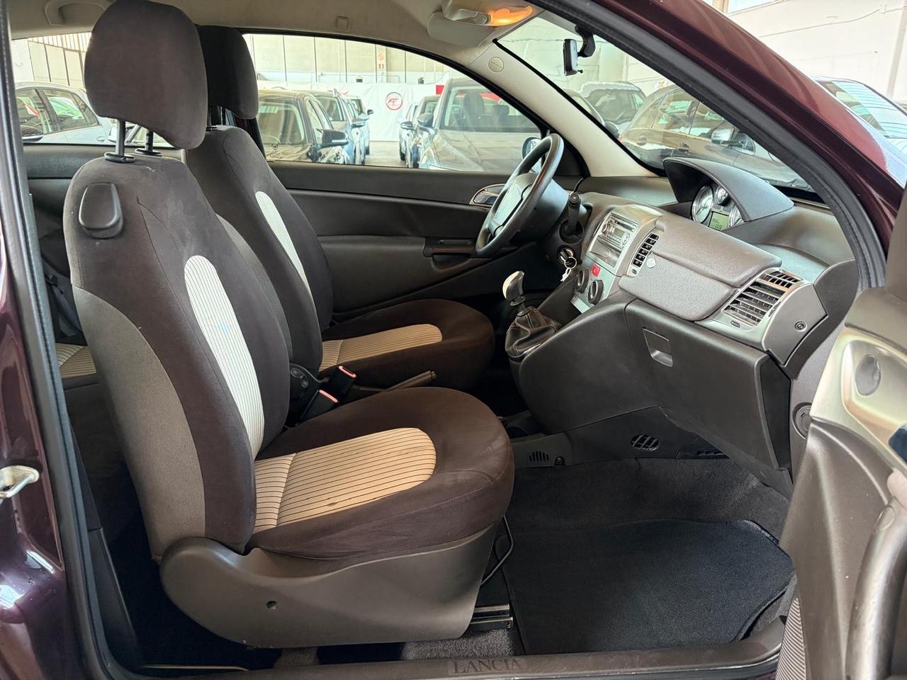 Lancia Ypsilon 1.2 Passion