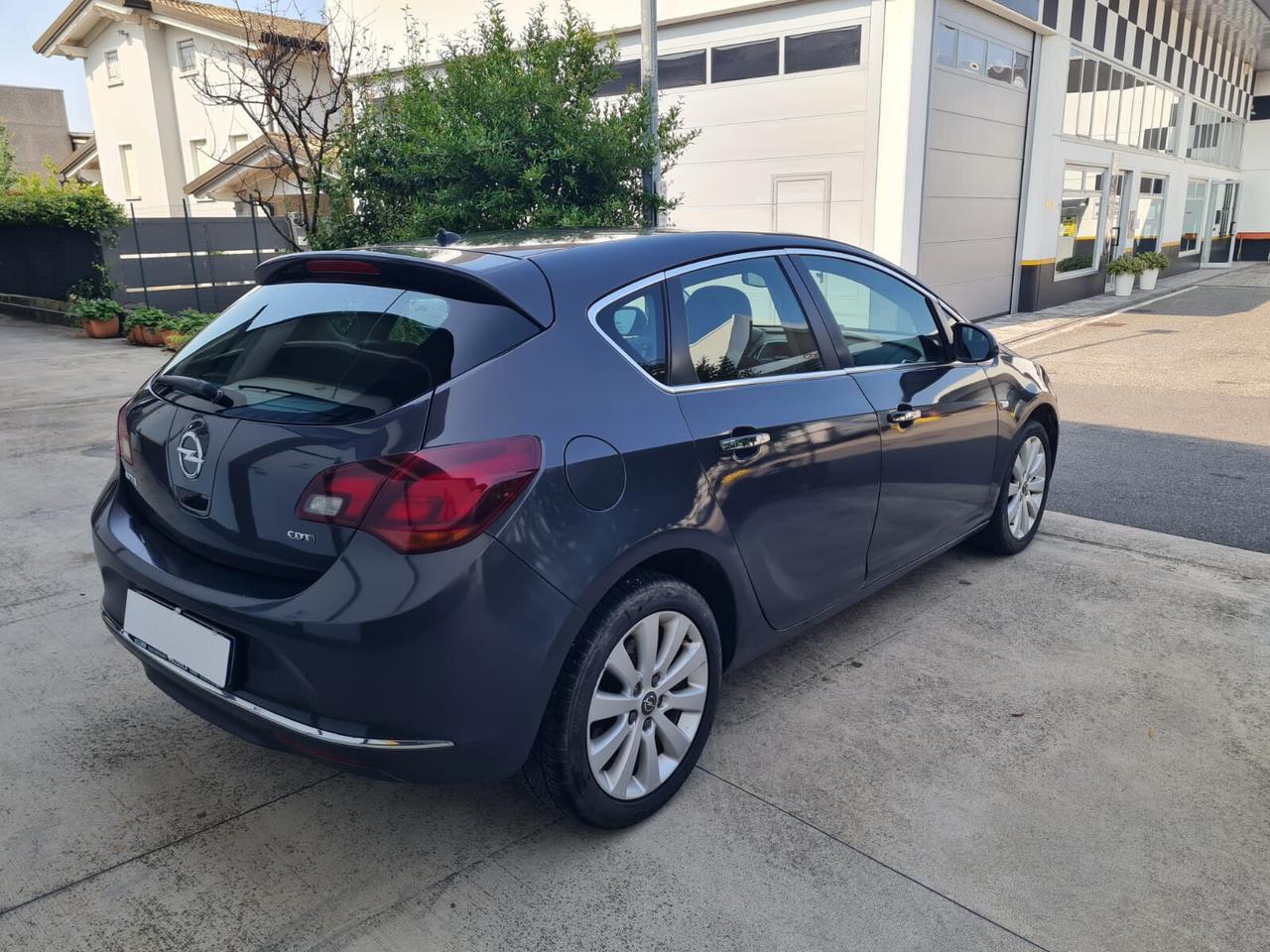 Opel Astra 1.7 CDTI PER COMMERCIANTI 110CV 5 porte Cosmo