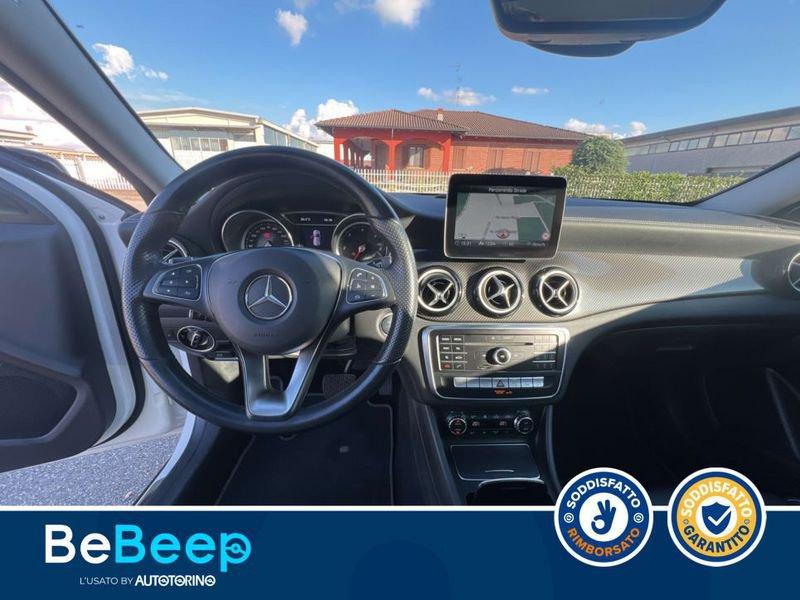 Mercedes-Benz GLA 200 D NIGHT EDITION 4MATIC AUTO