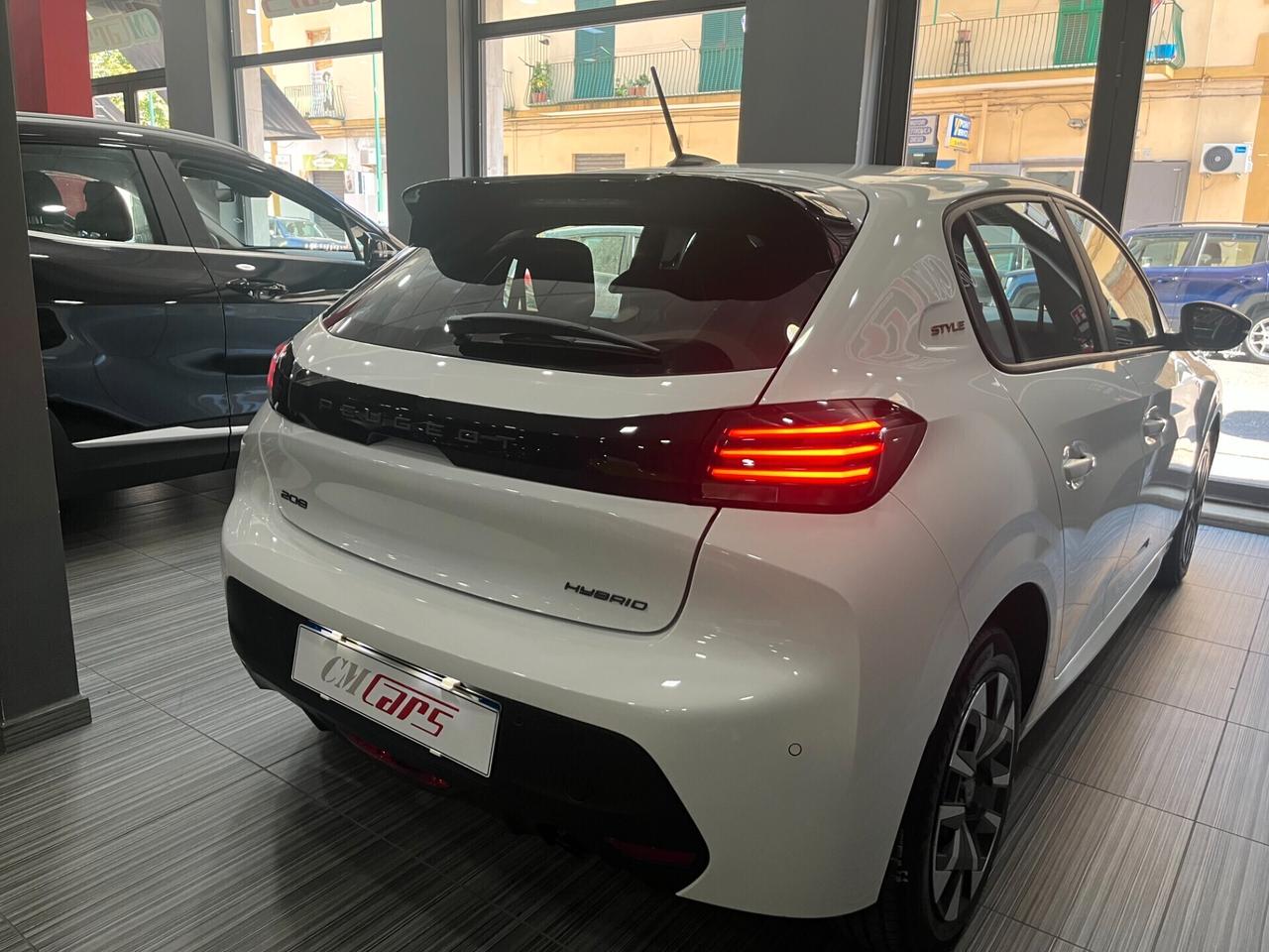 Peugeot 208 1.2 Hybrid E-DCS6 Automatica 100cv Style ITALIANA