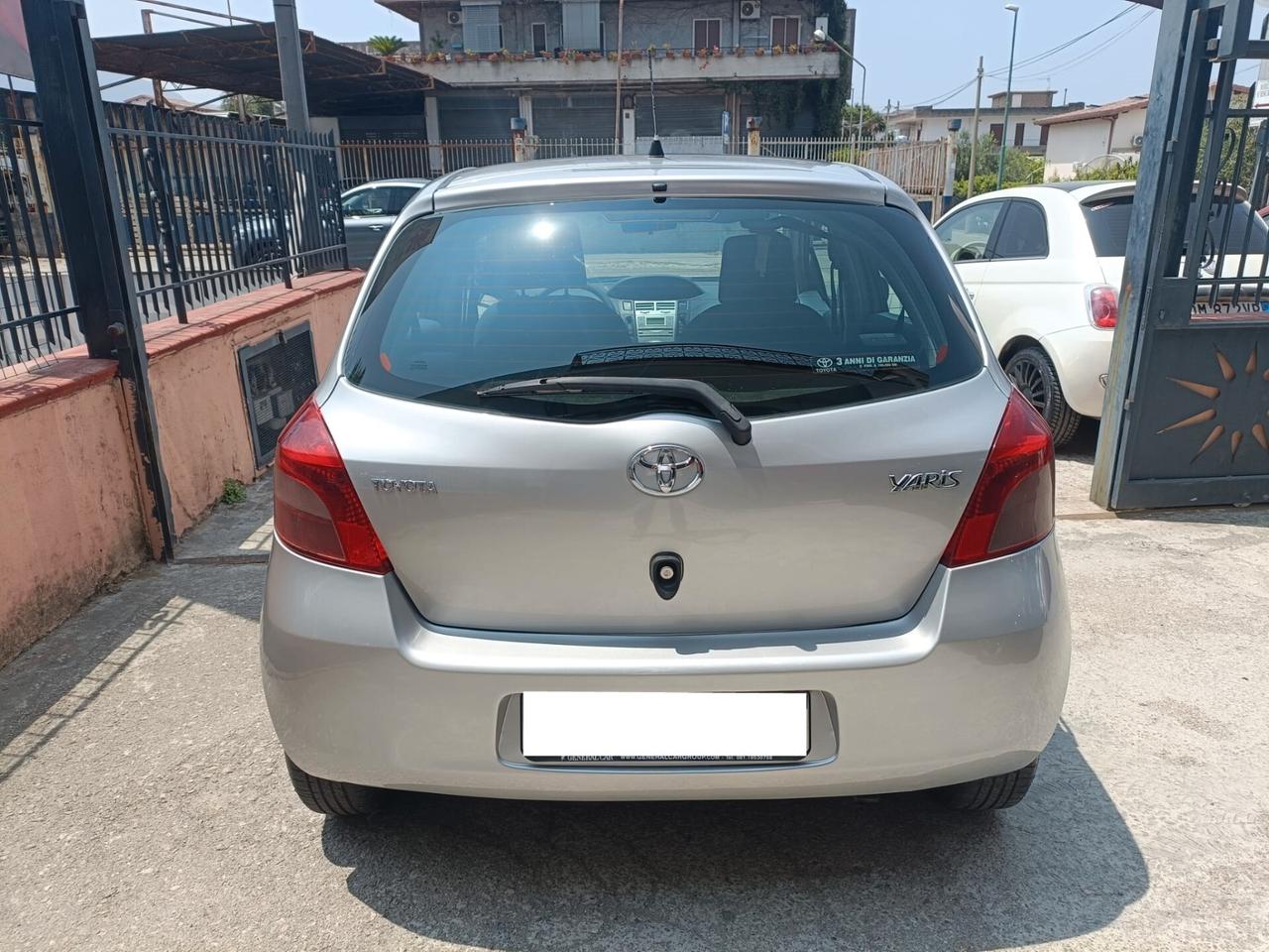 Toyota Yaris 1.4 D-4D 5 porte M-MT Sol Automatica