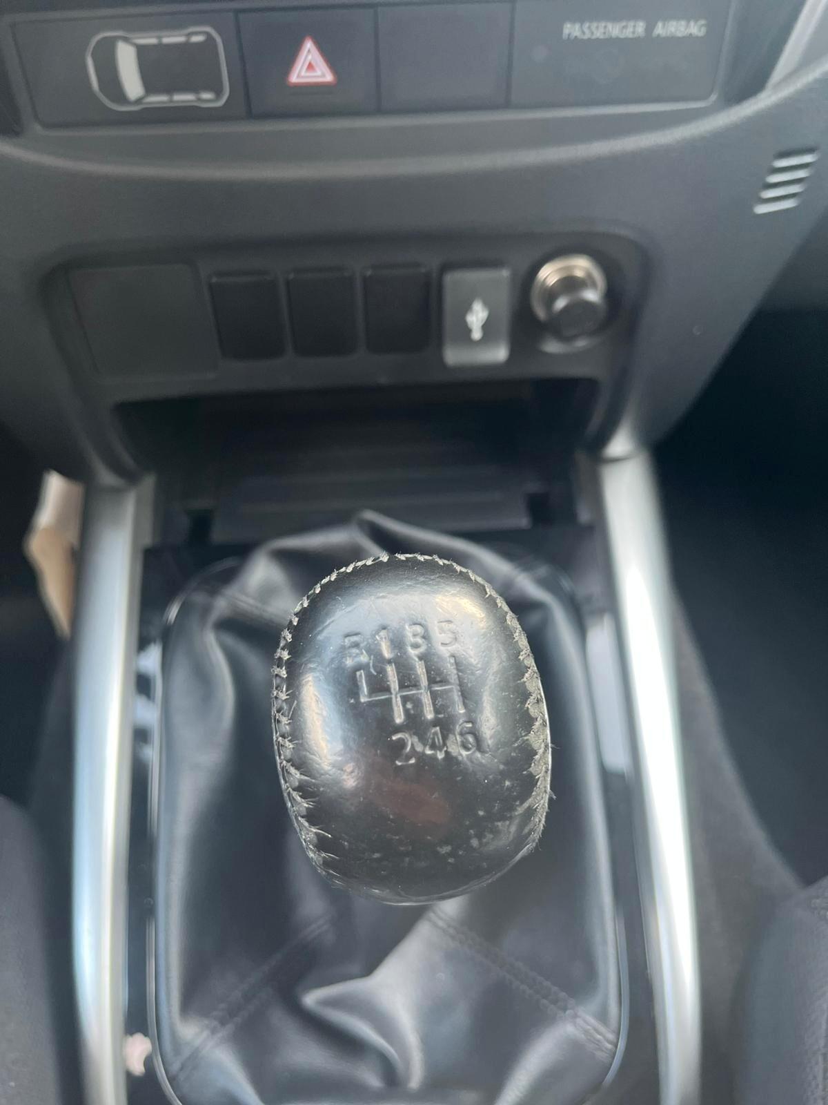 Mitsubishi L200 2.4 DI-D/181CV Double Cab Intense Hp Mivec