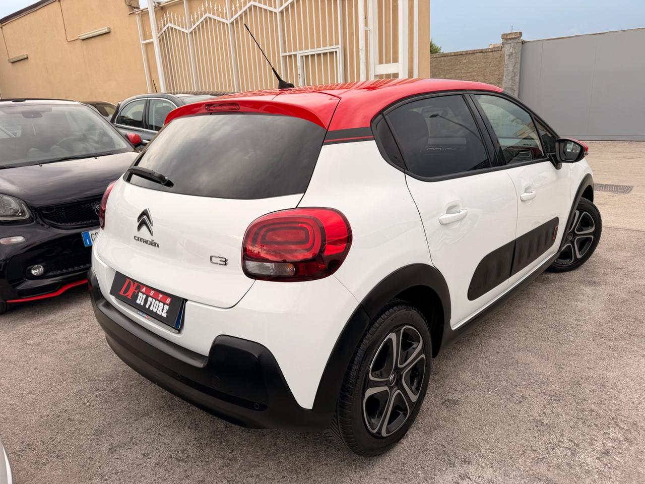 Citroen C3 1.2 benzina SHINE NAVI CAR PLAY