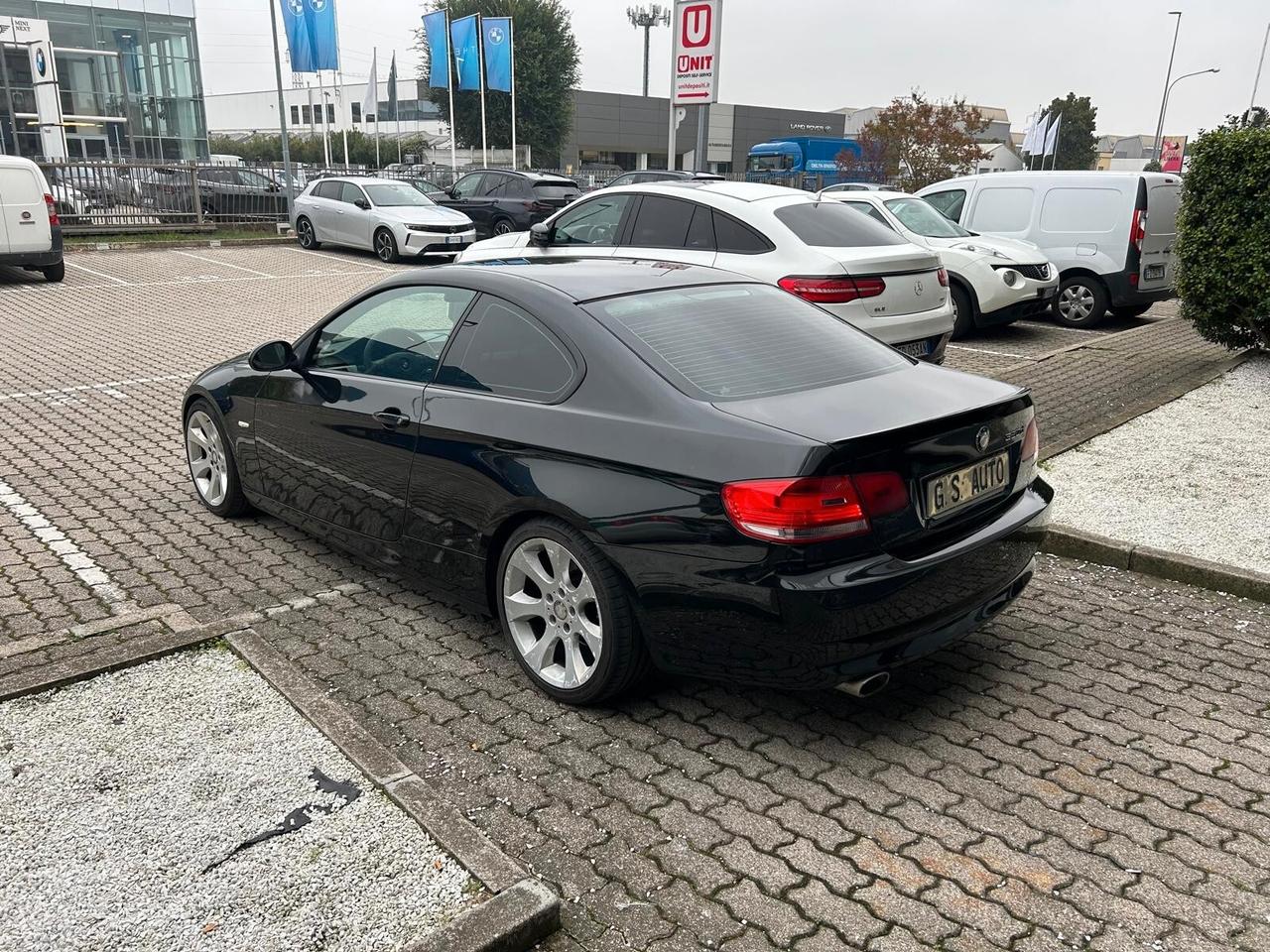 BMW 320 E92 Coupe Attiva 177cv MANUALE