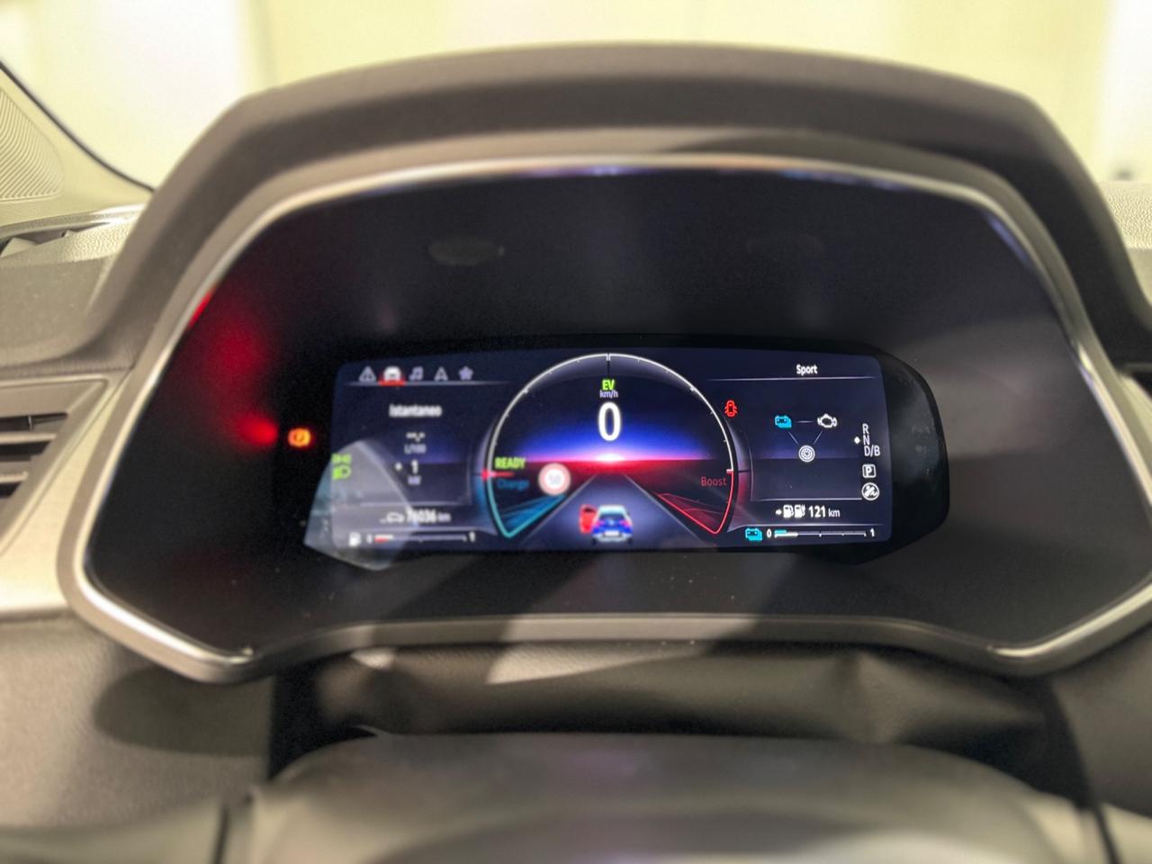 Renault Captur Plug-in Hybrid E-Tech 160 CV Initiale Paris