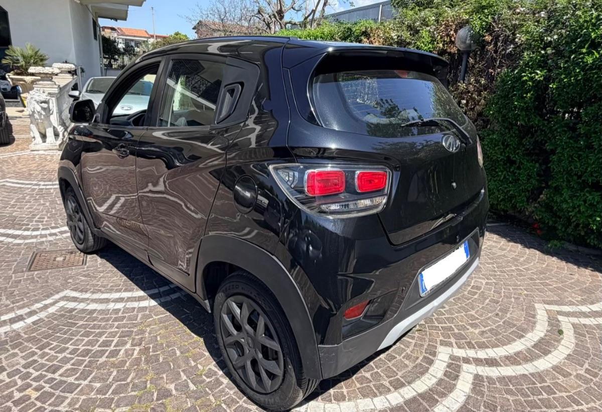 MAHINDRA KUV100 1.2 VVT K6+