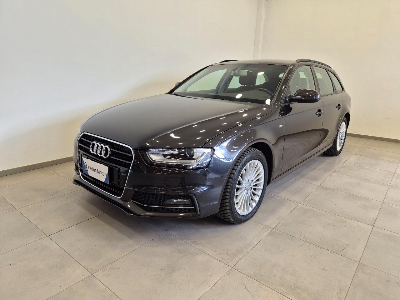 Audi A4 Avant 2.0 tdi S-Line 150cv multitronic - Cruise/Lim - Sens. Post.