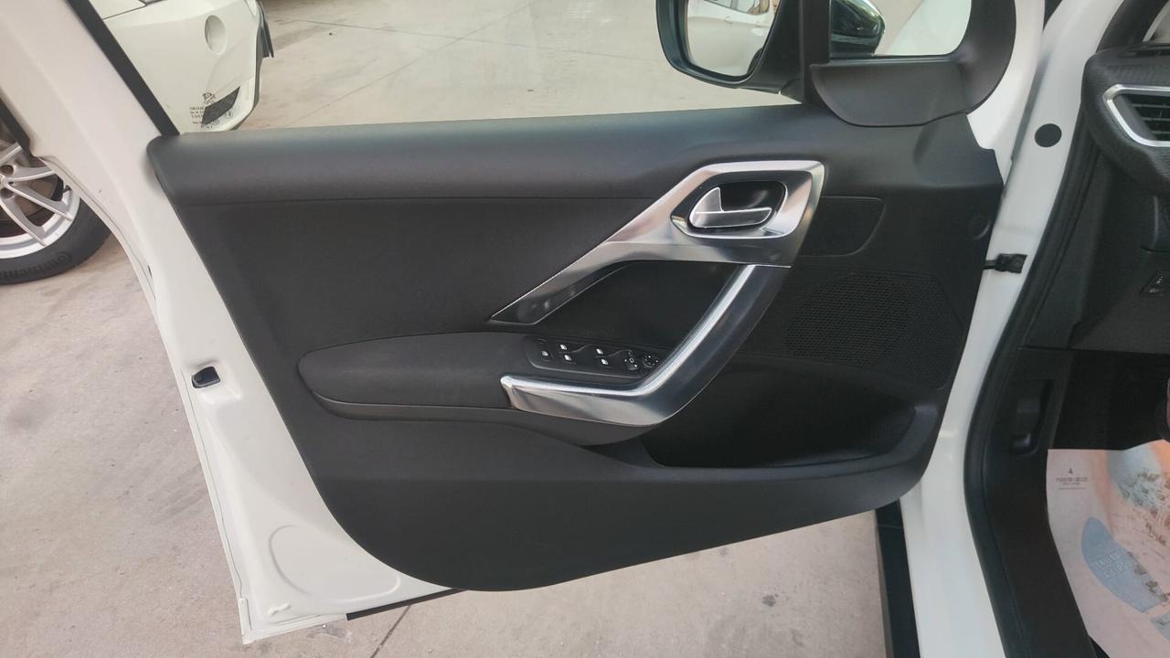 Peugeot 2008 1.6 e-HDi 115 CV Stop&Start Allure