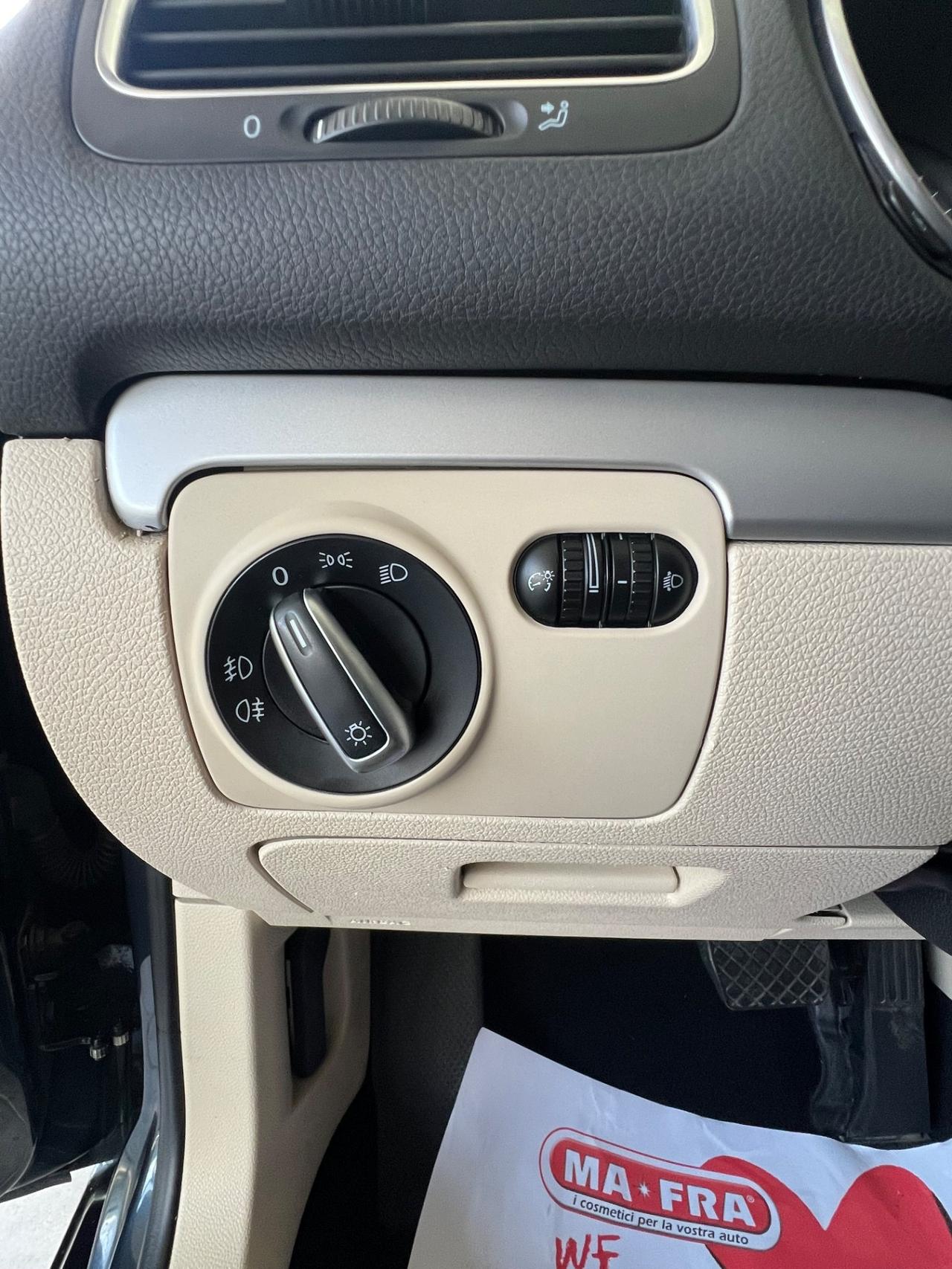 Volkswagen Golf 2.0 TDI 140CV DPF DSG 5p. Highline