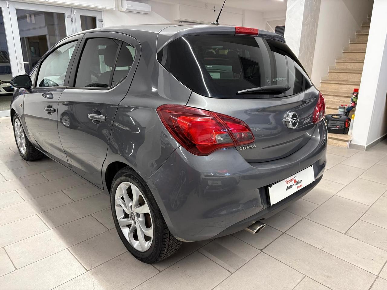 Opel Corsa 1.4 90CV GPL Tech 5 porte b-Color
