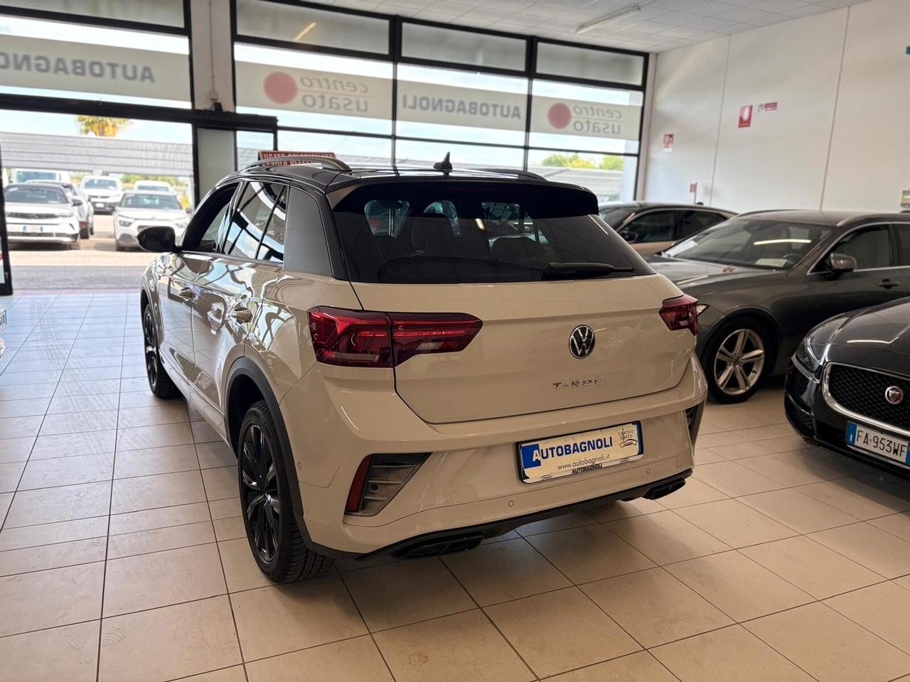 Volkswagen T-Roc R LINE 1.5 TSI ACT DSG UNICO PR.