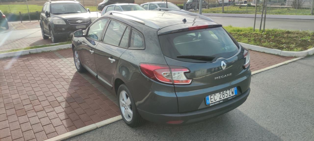 Renault Megane Mégane 1.5 dCi 110CV SporTour Confort