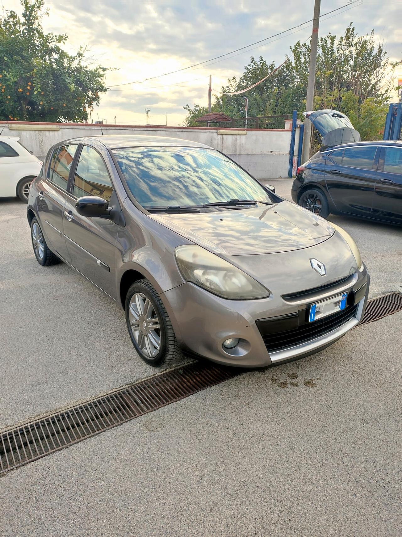 Renault Clio 1.6 16V 5 porte BVA 20th Anniversario