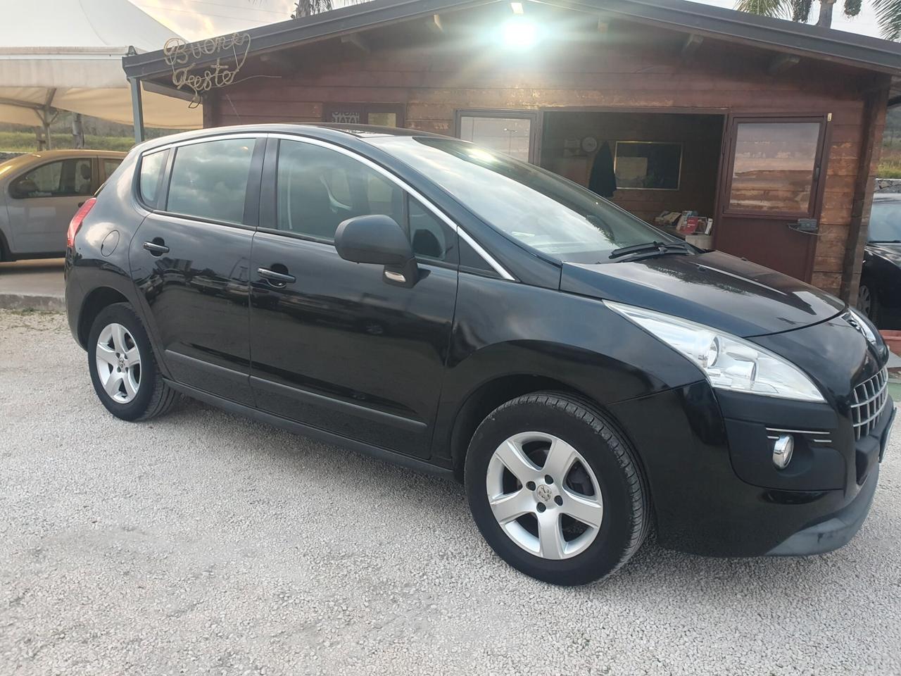 Peugeot 3008 1.6 HDi 115CV Business