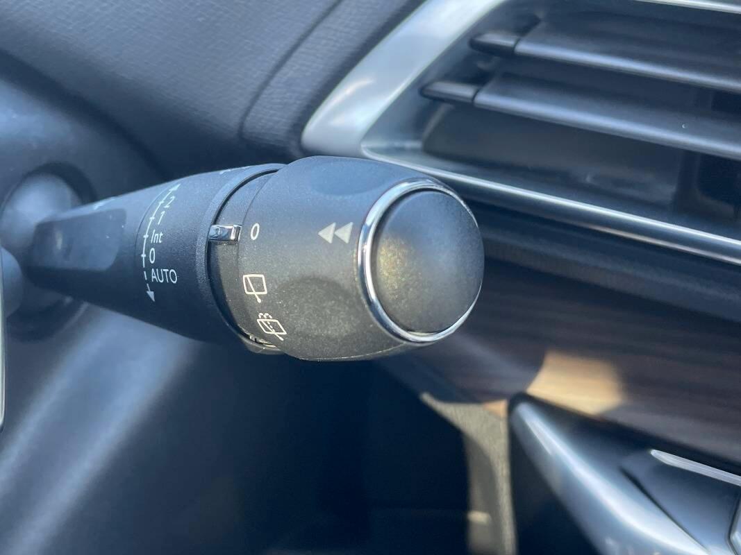 Peugeot 3008 II 1.6 hybrid4 phev GT Pack 300cv CON TETTO APRIBILE