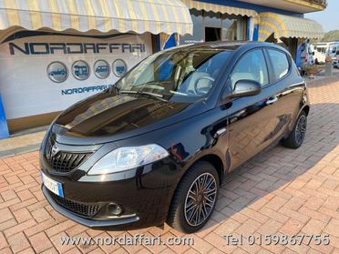 LANCIA Ypsilon 1.0 FireFly 5 porte S&S Hybrid Silver NEOPATENTATO