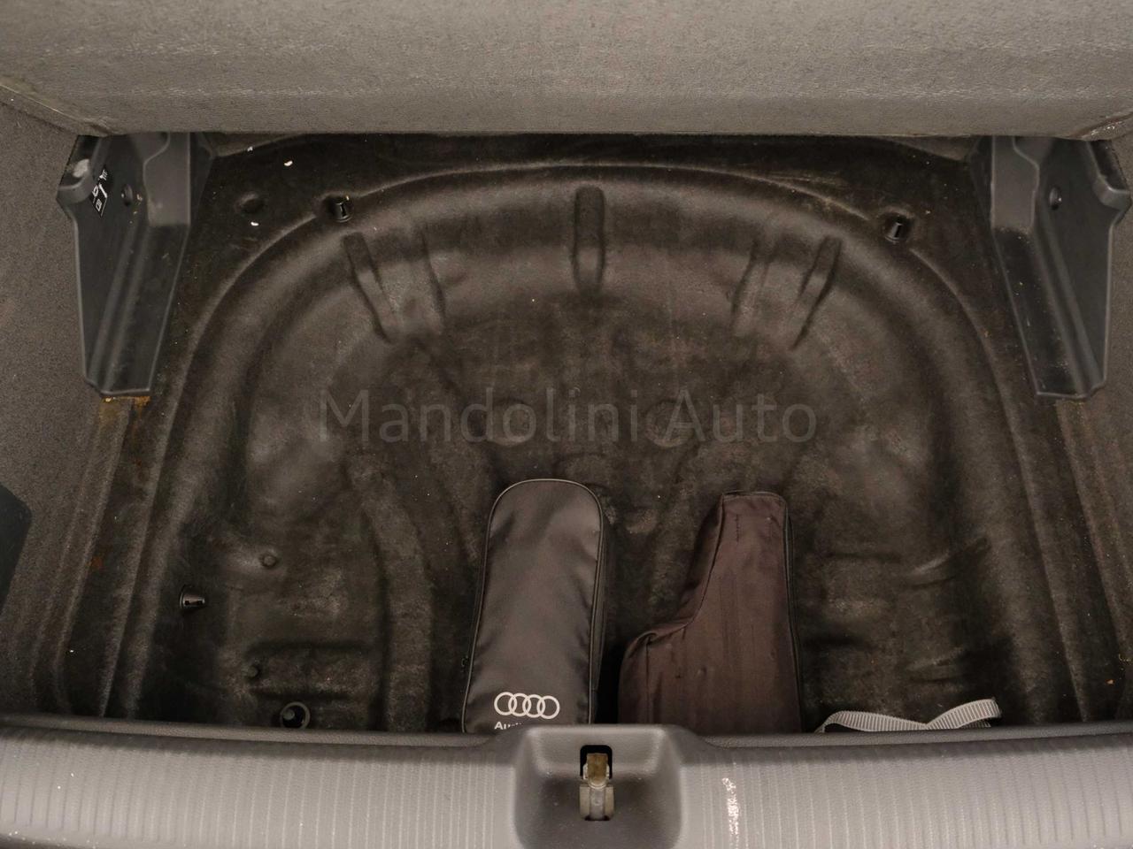 Audi Q2 1.4 tfsi business s tronic