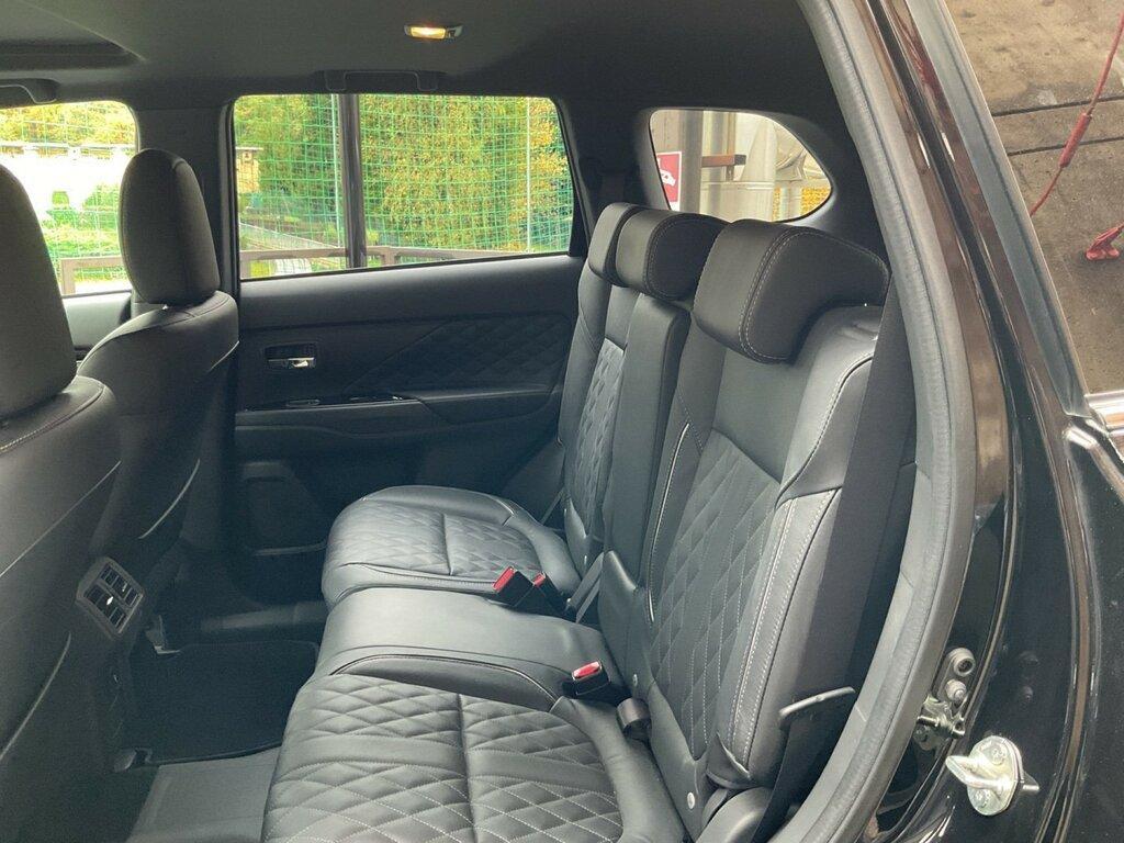 Mitsubishi Outlander 2.4 Mivec PHEV Diamond 4WD CVT