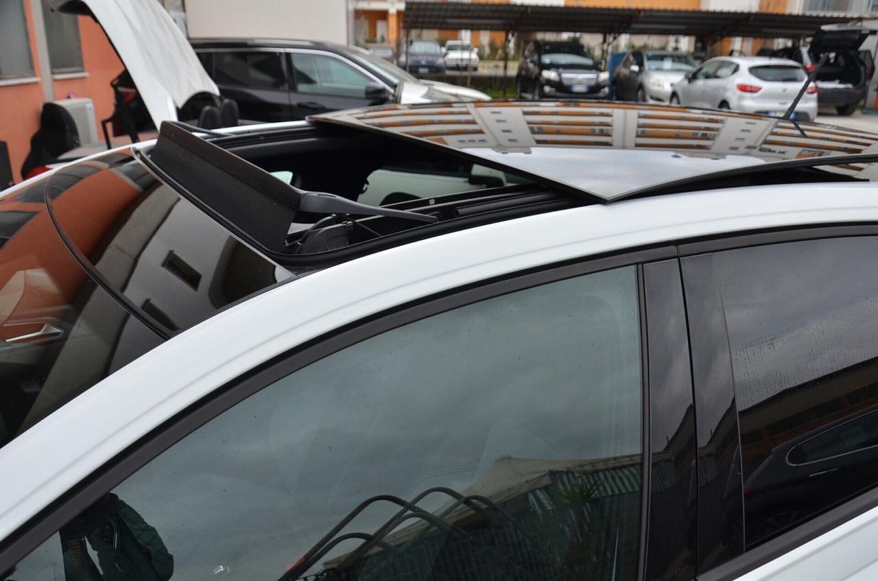 Volkswagen Taigo 1.0 TSI 110 CV R-Line