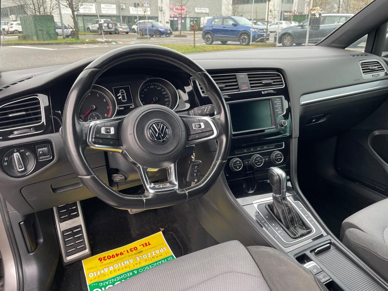 Volkswagen Golf 1.4 TSI 5p. R-Line-Automatik-Neopatentati -.