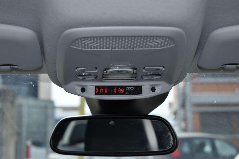 Peugeot 208 Allure BlueHDi 100 S/S