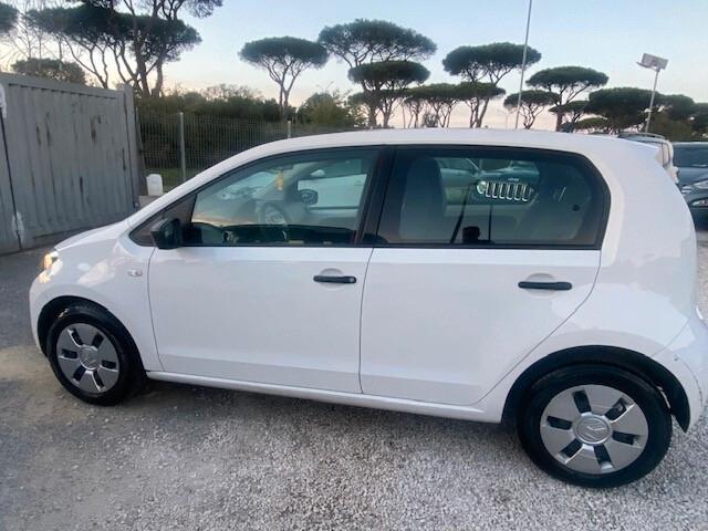 Volkswagen up! 1.0 5p. take up! ADATTA A NEO PATENTATI