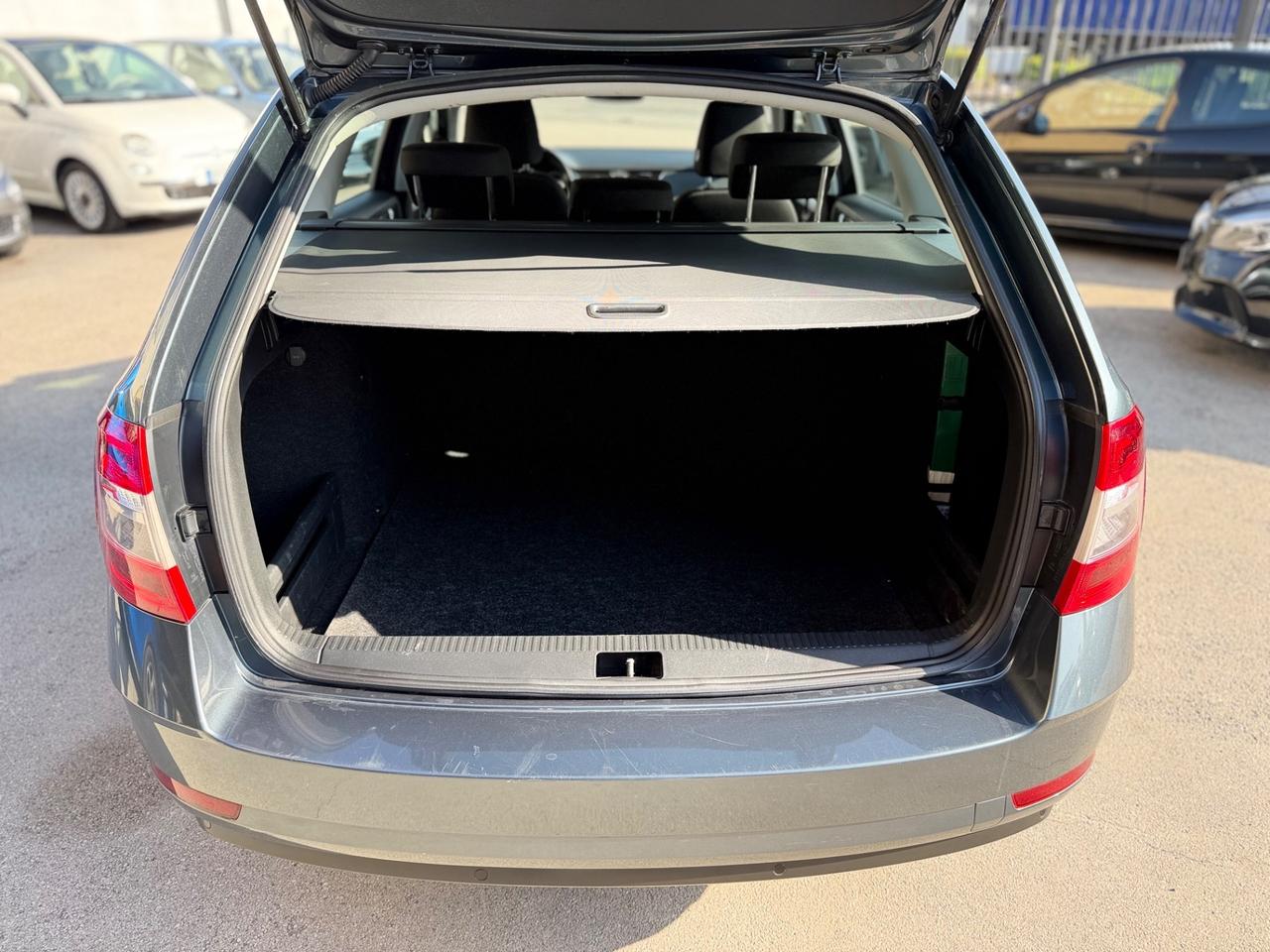 Skoda Octavia 1.6 TDI SCR 115 CV Wagon Executive