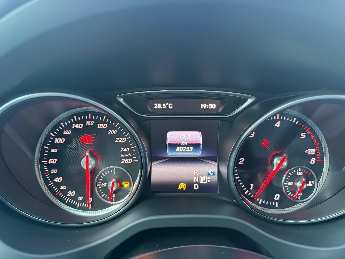 MERCEDES - Classe GLA - GLA 200 d Automatic Sport