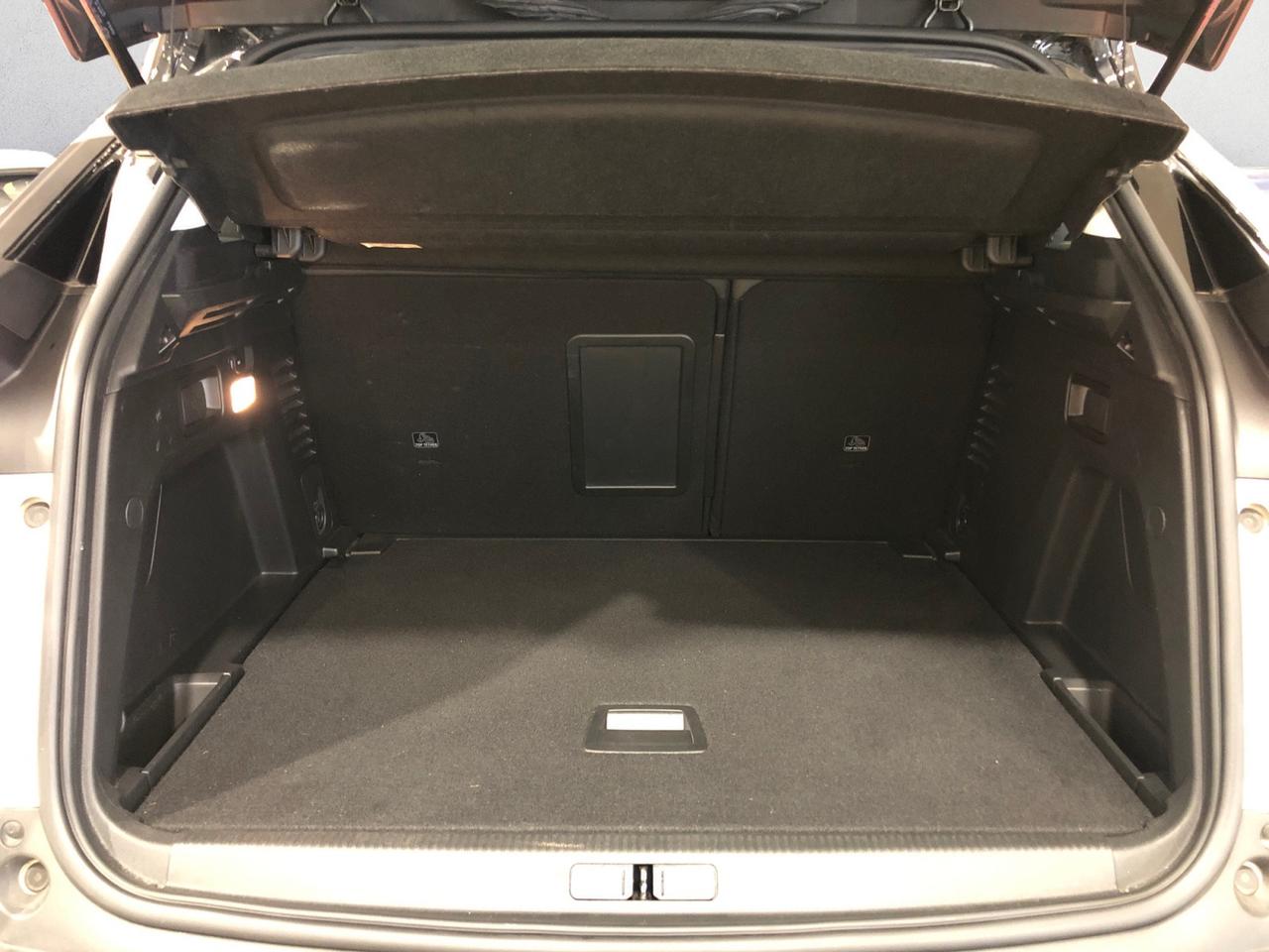 PEUGEOT 3008 1.2 puretech t Allure s&s 130cv my18