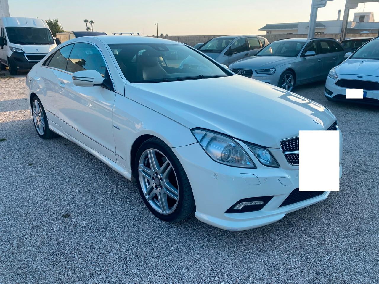 Mercedes-benz E 250 CDI Coupé BlueEFFICIENCY Avantgarde