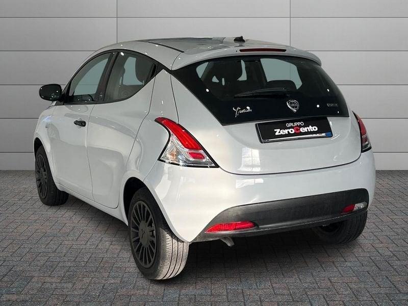 Lancia Ypsilon Ypsilon 1.0 firefly hybrid s&s 70cv