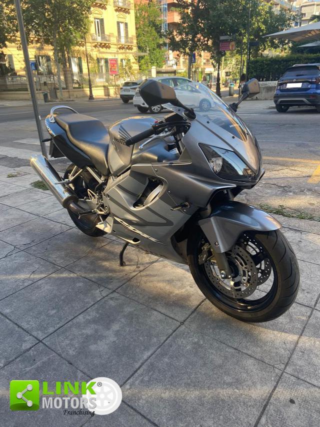 HONDA CBR 600 F Standard