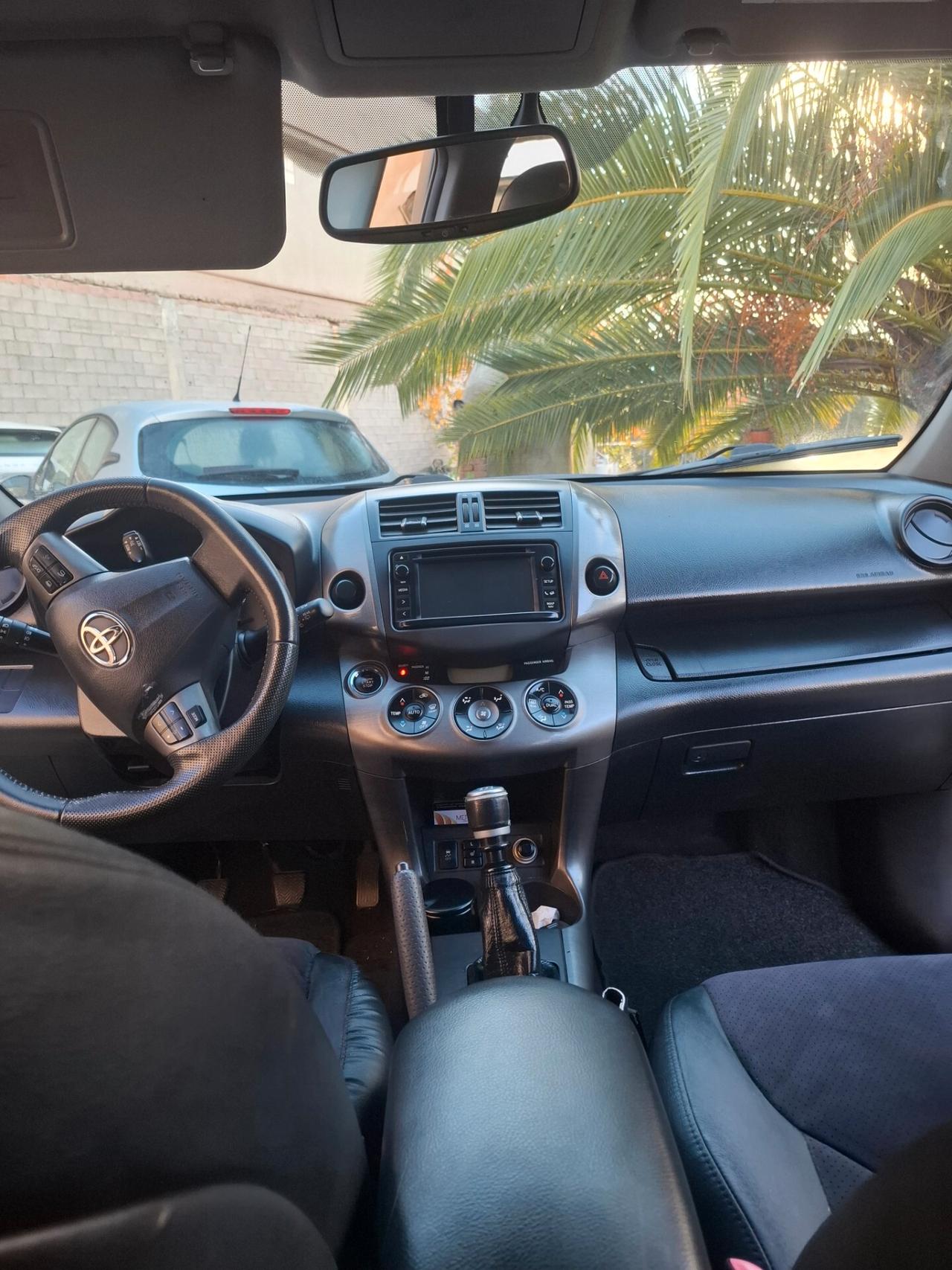 Toyota RAV 4 RAV4 Crossover 2.2 D-4D 150 CV Lounge