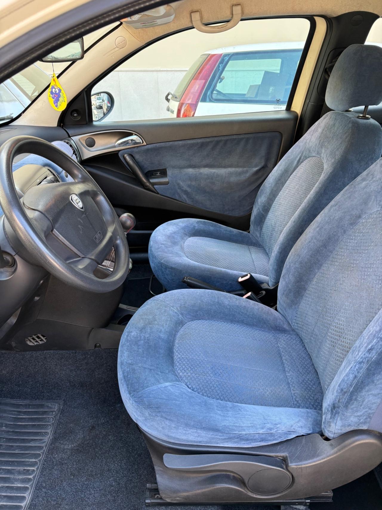 Lancia Ypsilon 1.4 benz. magnifiche condizioni