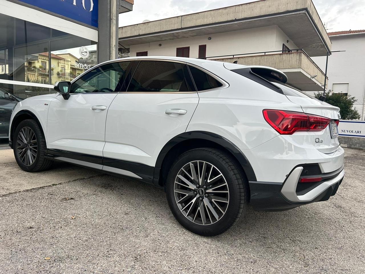 Audi Q3 Sportback 35 TDI S tronic line edition “70.000 Km”